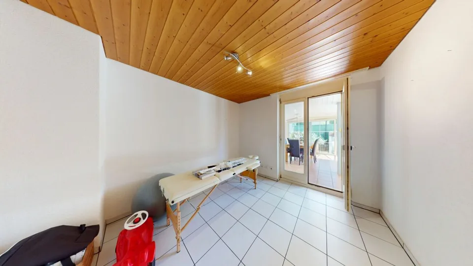 Ampia casa bifamiliare di 6,5 stanze con giardino d'inverno – foto 10 di 17