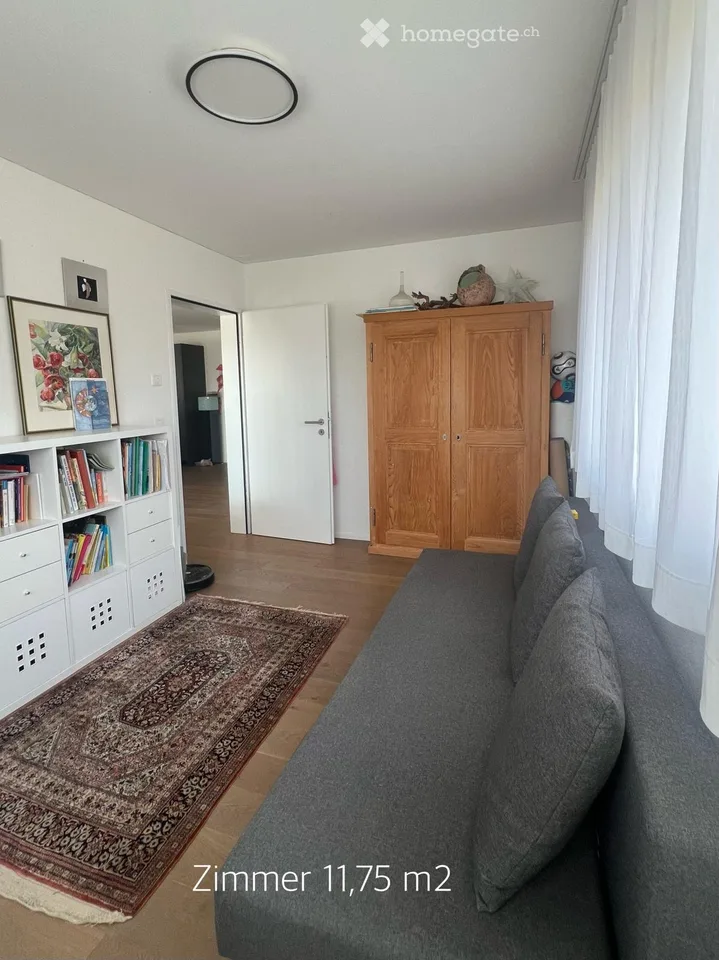 Exclusive 4.5-room apartment with 23.5 m² balcony – photo 10 of 18