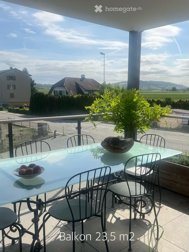 Exclusive 4.5-room apartment with 23.5 m² balcony – photo 7 of 18