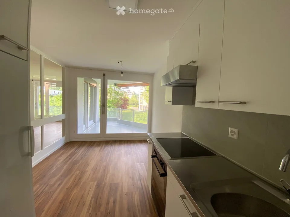 Appartement lumineux 2 1/2 pièces avec terrasse près de Rothenburg