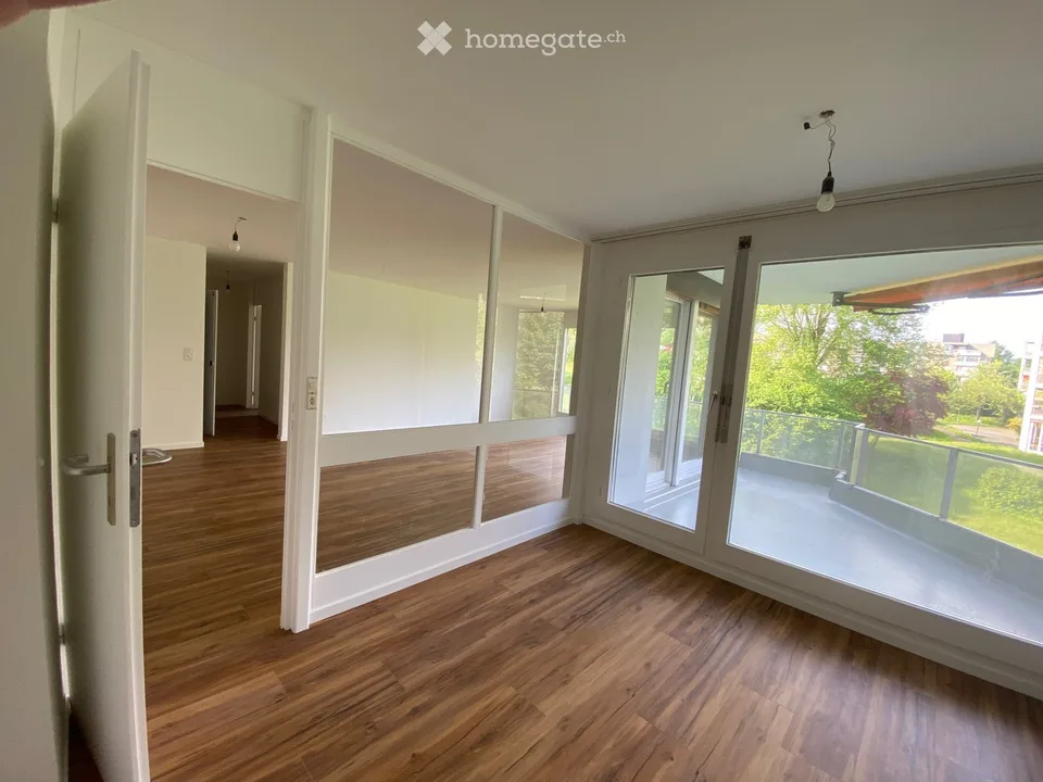 Appartement lumineux 2 1/2 pièces avec terrasse près de Rothenburg