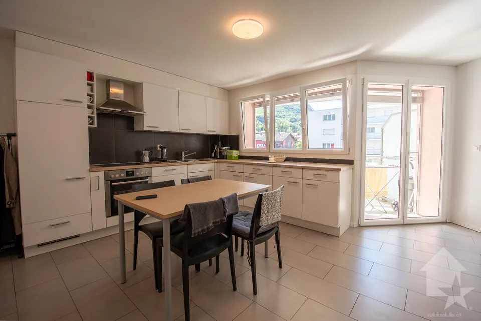 Appartement de 4 pieces de 95 m² avec deux balcons – Foto 3 von 12