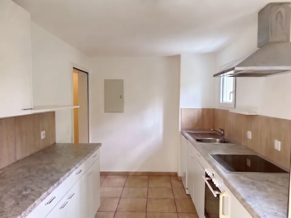 Idyllische Gartenwohnung mit Seesicht