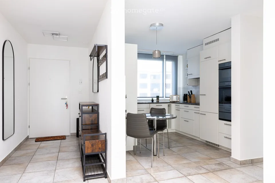 Appartamento di 3,5 locali luminoso con vista sul lago a Horgen – Seestrasse 124A