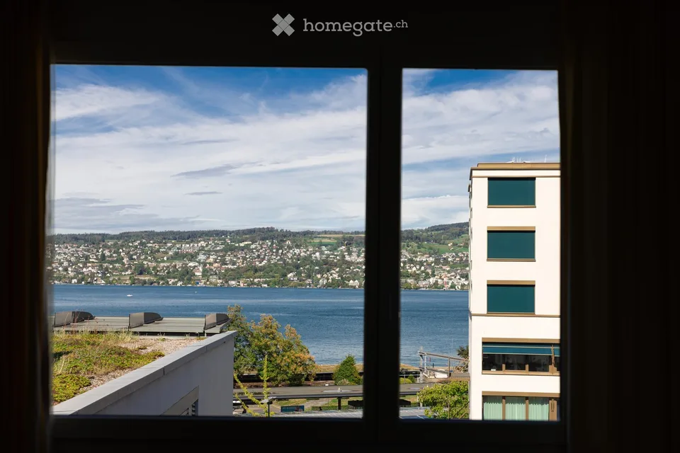 Appartamento di 3,5 locali luminoso con vista sul lago a Horgen – Seestrasse 124A