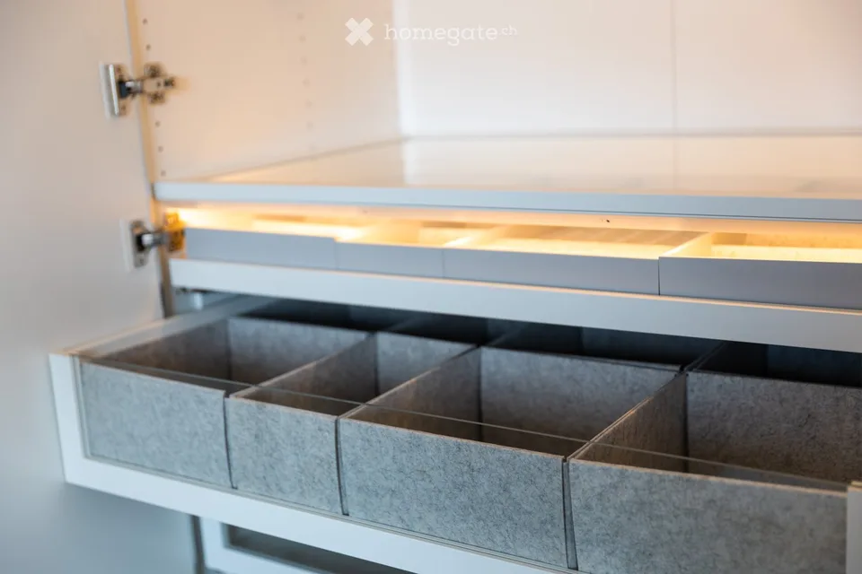Appartamento di 3,5 locali luminoso con vista sul lago a Horgen – Seestrasse 124A