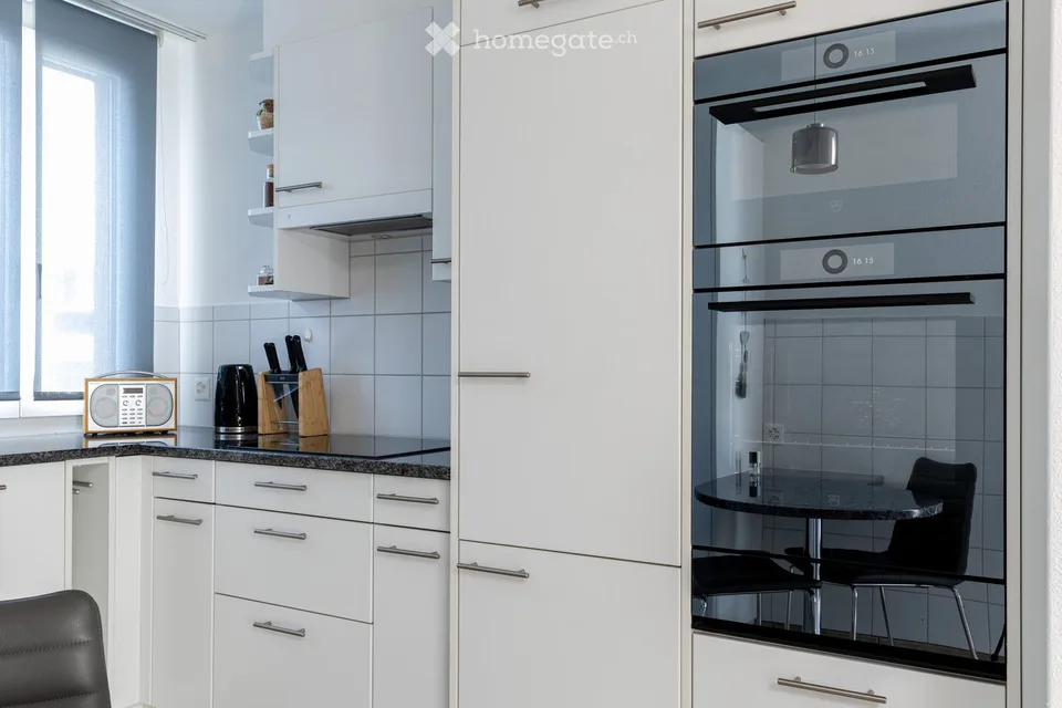 Appartamento di 3,5 locali luminoso con vista sul lago a Horgen – Seestrasse 124A