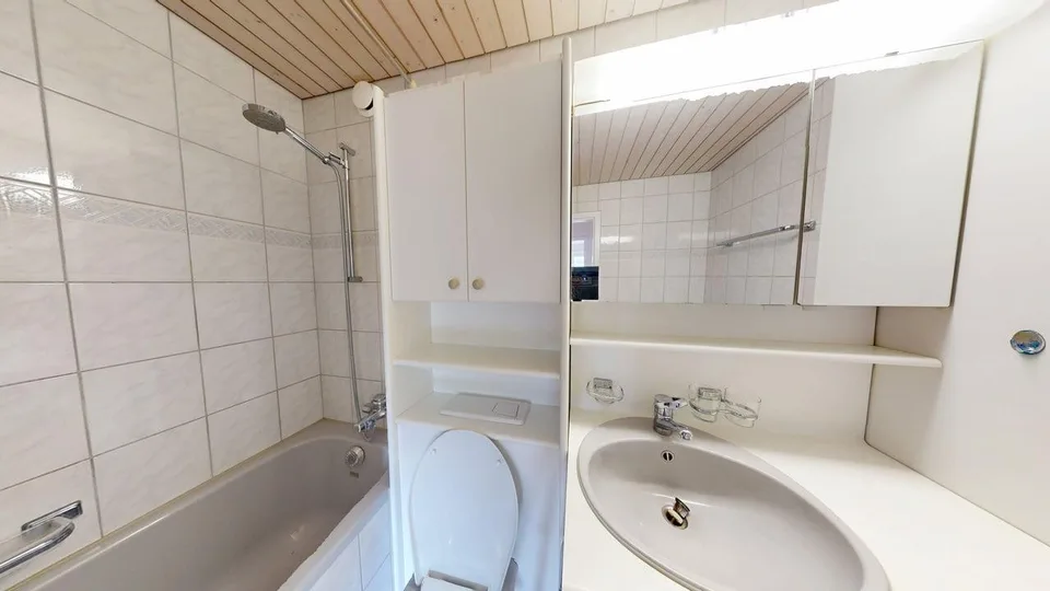 Helle 3-Zimmer-Wohnung im 2. OG ruhig wohnen in Uetikon am See | BEFRISTET