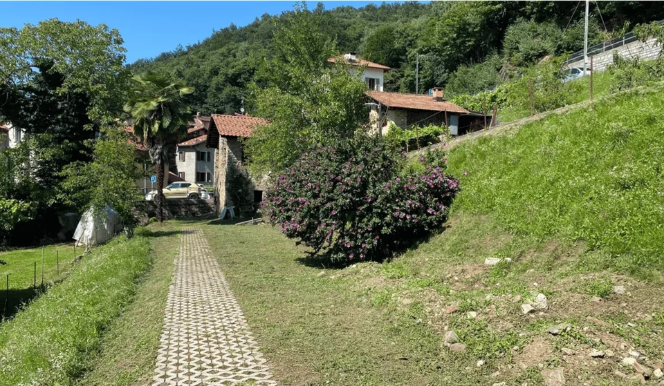 Maison rustique rénovée, jardin, géothermie avec vue sur Monte Rosa – photo 3 sur 10