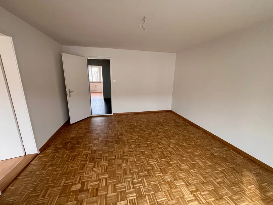 Bright 3-room apartment with balcony in Thun – available from December 2026