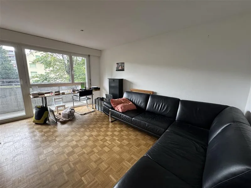 Helle 2.5-Zimmer-Wohnung mit Balkon in Biel – ab Dezember 2026 verfügbar