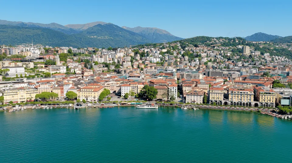 Bureaux représentatifs de 400 m² sur deux étages au cœur de Lugano – photo 3 sur 3
