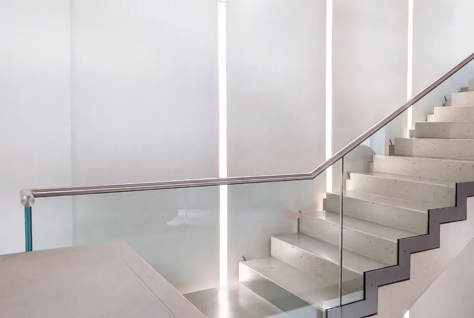 Bureaux représentatifs de 400 m² sur deux étages au cœur de Lugano – photo 2 sur 3