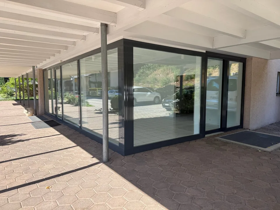 Commerces/Bureaux/Cabinets/Centre commercial – photo 2 sur 11