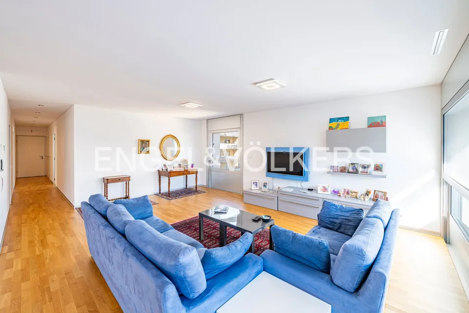 Modernes Apartment im Herzen von Paradiso – Foto 3 von 13