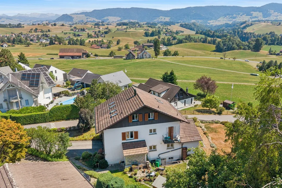 Maison de résidence charmante avec une vue magnifique – photo 3 sur 9