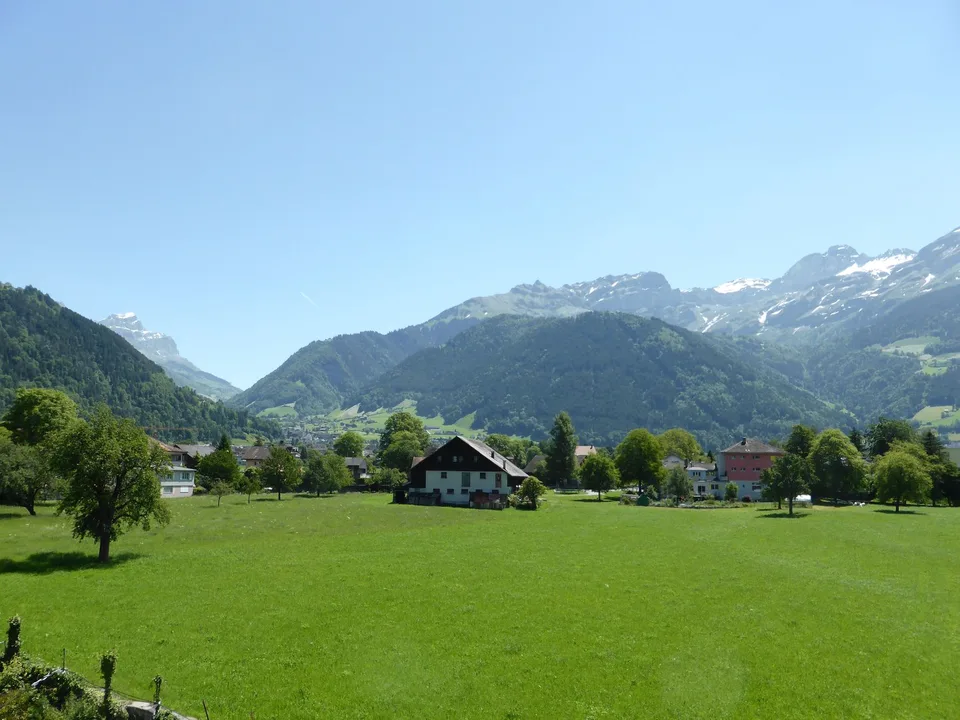 Hochwertige und helle 4.5-Zimmerwohnung an bester Lage