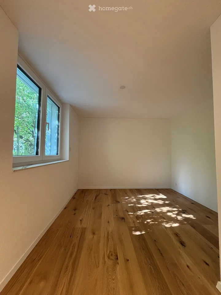 Modern 2.5-room apartment in initial occupancy with private garden/seat