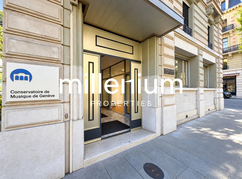 Espace polyvalent de 60 m² au coeur du prestigieux Quartier des Banques – Foto 2 von 4