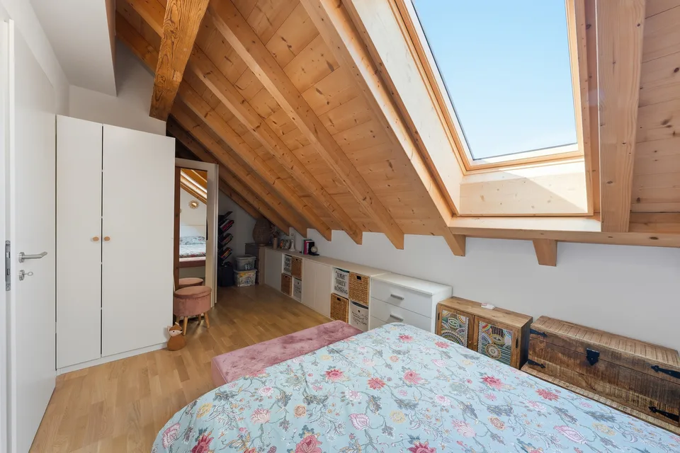Appartamento di charme di 2,5 locali in una fattoria completamente ristrutturata – foto 10 di 13