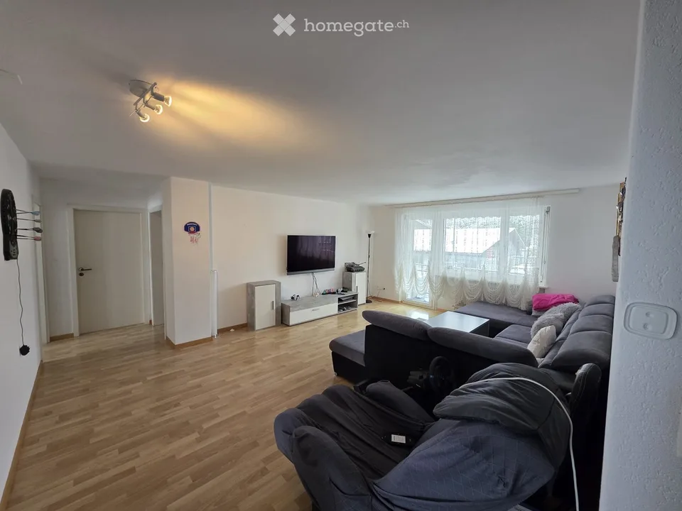 Emplacement idéal 3,5 pièces avec jardin d'hiver & garage