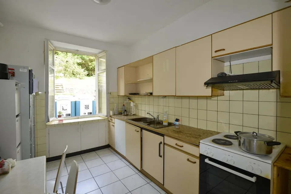 Edificio residenziale di 15 locali nel centro di Tramelan – foto 7 di 13