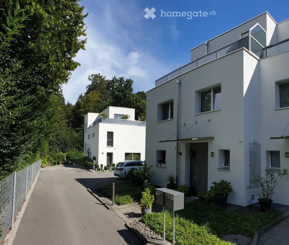 Maison unifamiliale moderne de 6,5 pièces à Emmenbrücke – avec jardin et balcon