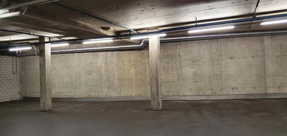 Zofingen, Einstellhallenplatz direkt am Bahnhof zu vermieten – foto 2 di 3