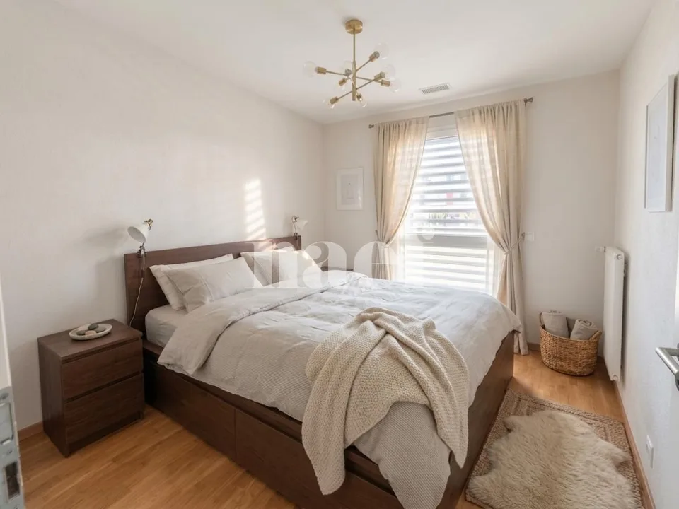 Bel Appartement de 3.5 pièces au 3ème étage d'env. 90m2 avec balcon