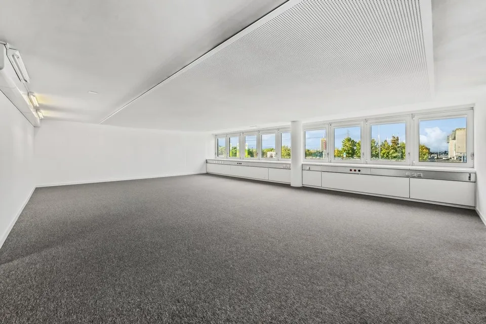 Einzigartige Gelegenheit! Wunderschönes modulare Büro im Herzen von Crissier! – Foto 8 von 11