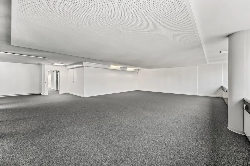 Einzigartige Gelegenheit! Wunderschönes modulare Büro im Herzen von Crissier! – Foto 9 von 11