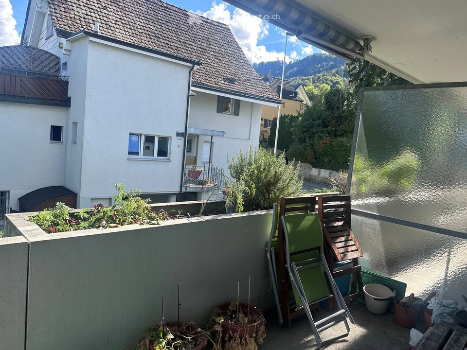 Appartamento di 4,5 locali con vista panoramica e grande terrazza ad Adliswil