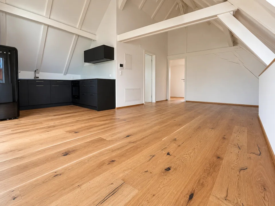 Besonderes Wohngefühl unter dem Dach – 2.5 Zimmer in Münchenstein – Foto 7 von 26