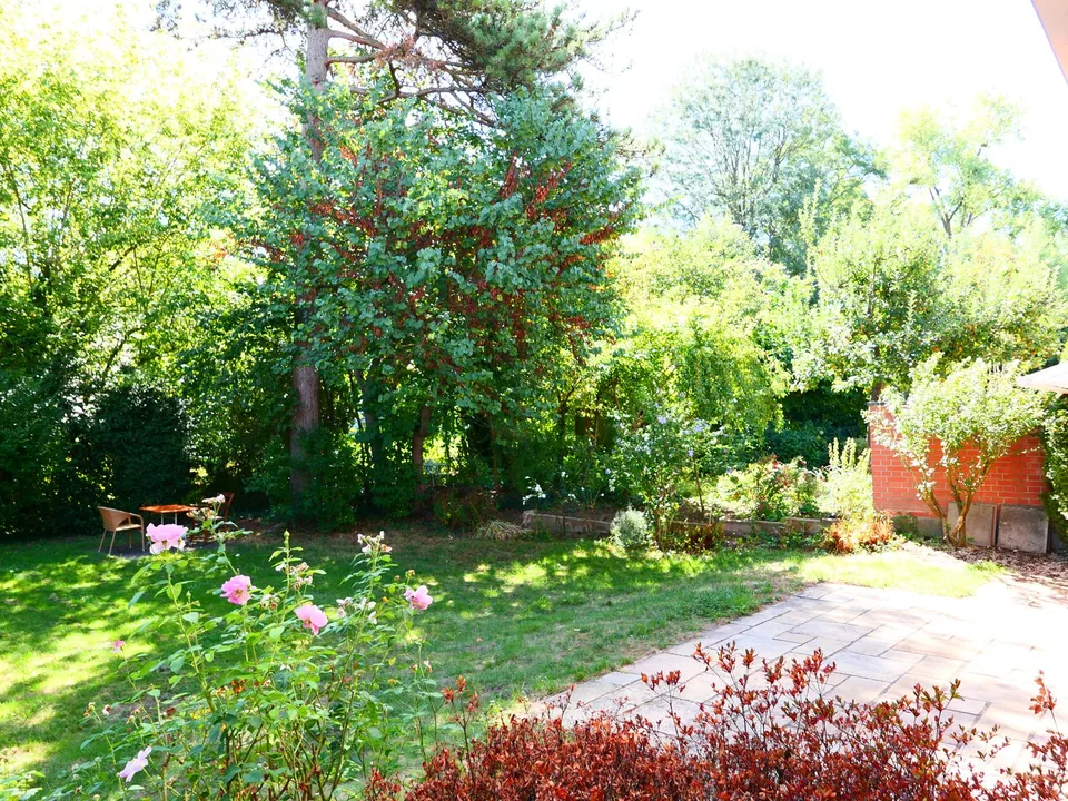 Gediegenes Wohnen auf dem Bruderholz im Grünen ... RESERVIERT ! – Foto 21 von 22