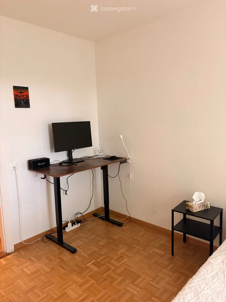 Zweieinhalb-Zimmer-Wohnung, geteilt mit nur einer weiteren Person