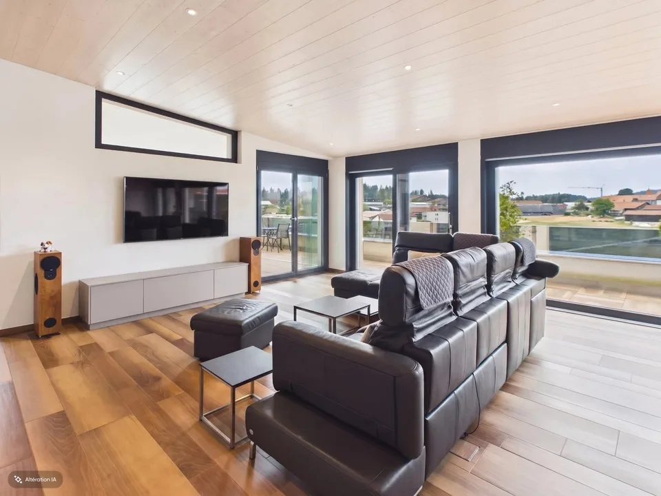Dachgeschoss-Wohnung 4.5 Zimmer mit Panoramablick – Foto 10 von 13