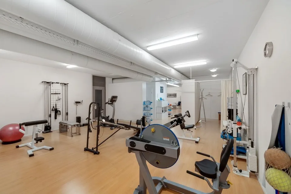 Warehouse, studio, or hobby room in the Haldengut area