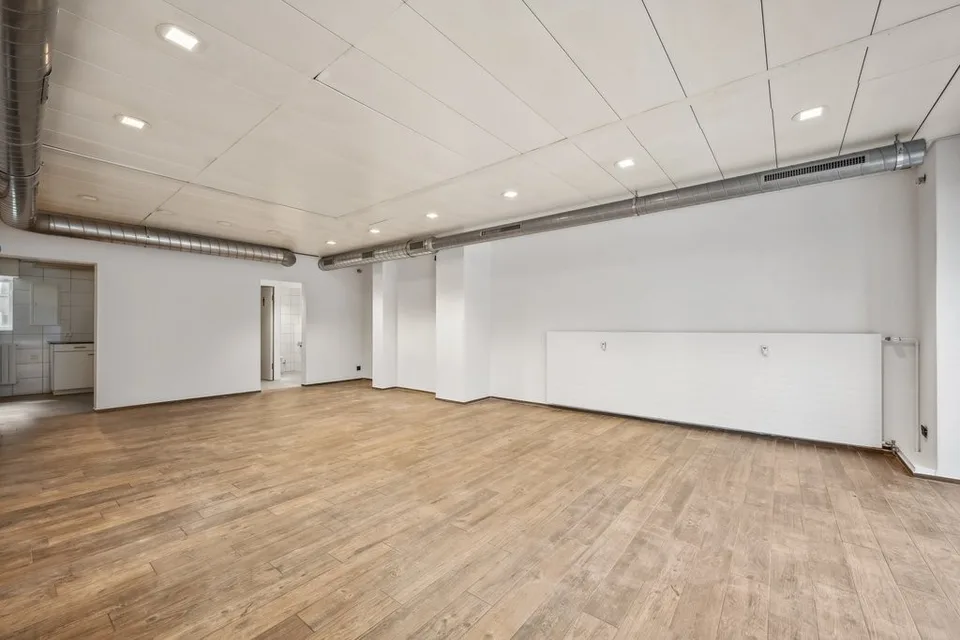 Gewerbefläche im Zentrum – Foto 3 von 8