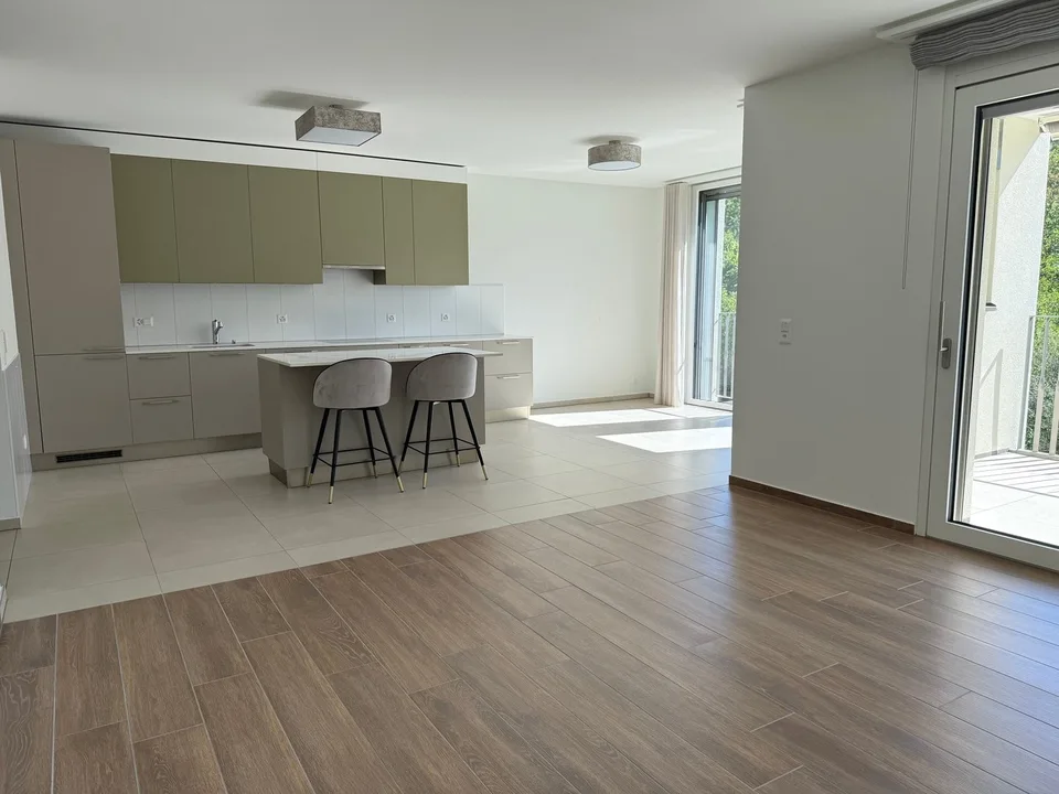 Wohnung mit 3.5 Zimmern und Balkon in Marly