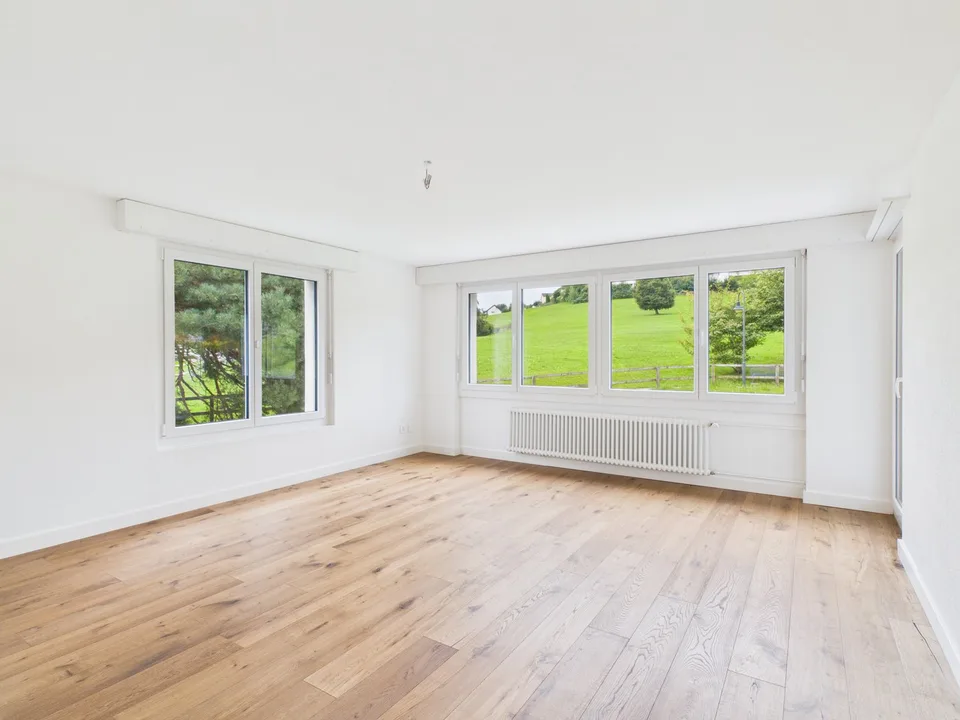 Helle 4.5-Zimmer-Wohnung mit Balkon und schöner Aussicht in Speicher AR