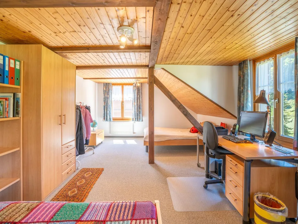 Casa unifamiliare 6 locali con possibilità di costruire un appartamento per anziani / spazi commerciali – foto 7 di 11