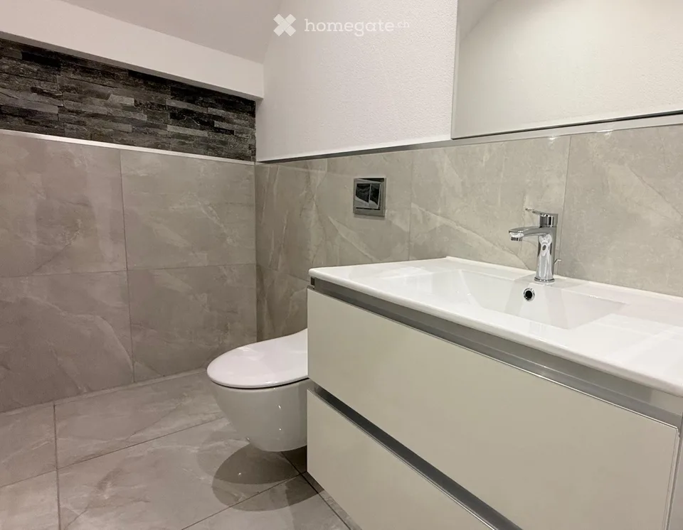Elegante appartement 4,5 pièces avec vue splendide sur le lac à Capolago