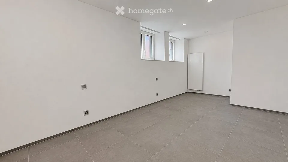 Elegante appartement 4,5 pièces avec vue splendide sur le lac à Capolago