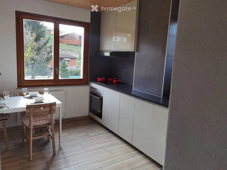 Appartamento arredato di 2.5 locali, basso villaggio a Leysin