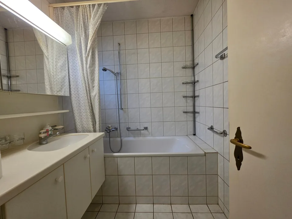 Grosszügige, helle 2-Zimmer-Wohnung, an zentrale Wohnlage – Foto 15 von 19