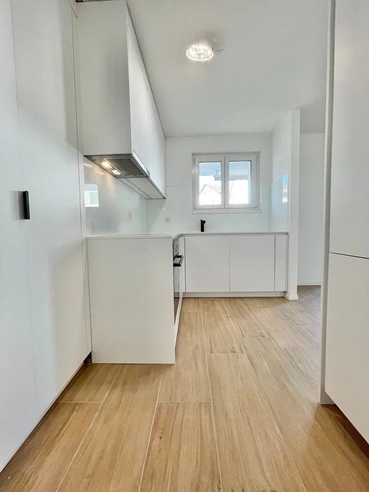 Appartements modernes 2.5 pièces avec lave-linge/sèche-linge à côté d'Emmencenter