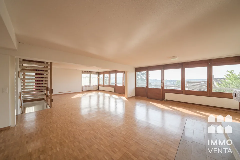 Semi-detached house without design with roof terrace overlooking Biel – foto 8 di 11