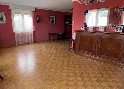 Casa familiare affascinante di 5,5 locali a Buchs AG – disponibile da ottobre 2026