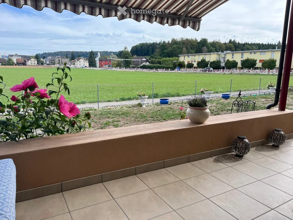 Casa familiare affascinante di 5,5 locali a Buchs AG – disponibile da ottobre 2026