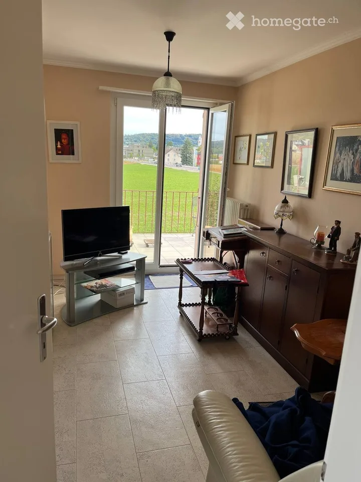 Casa familiare affascinante di 5,5 locali a Buchs AG – disponibile da ottobre 2026